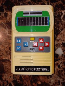 Vintage Mattel Classic Football Video Game