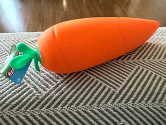 Original Squeeze Carrot