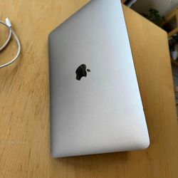 MacBook Air 2020
