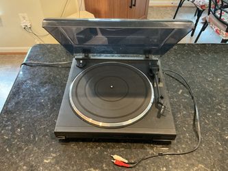 Optimus LAB–1000 Belt Drive Automatic Turntable