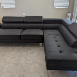 New Sectional In Box 📦 Finance Available No Credit Needed 