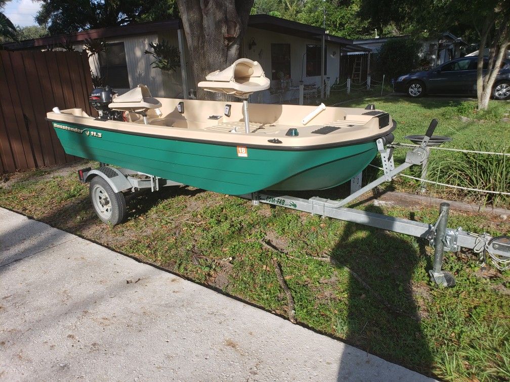 Basstender 11.3 fishing boat tender with extras