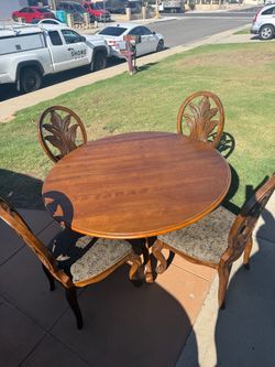 Round Wood Dining Table with 4 Chairs