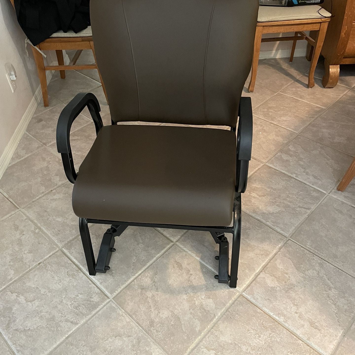 Titan Swivel Assistive Dining Chair