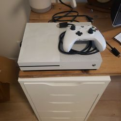 🔥Xbox One S 1Tb Controller NOT Included