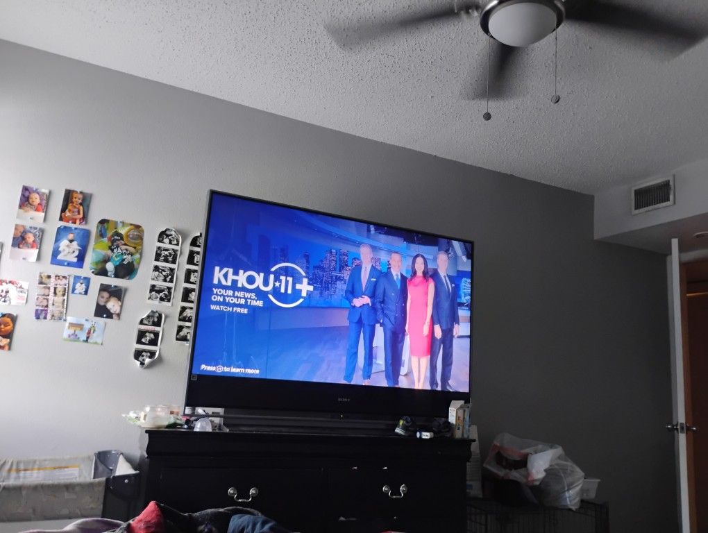 60 Inch Sony Plasma TV With Remote