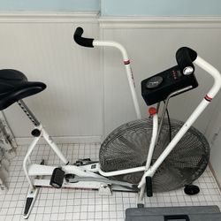Schwinn Air-Dyne white - Working RPM & Timer