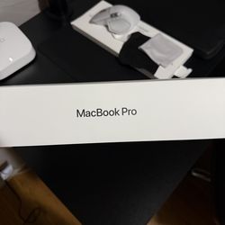 MacBook Pro m5