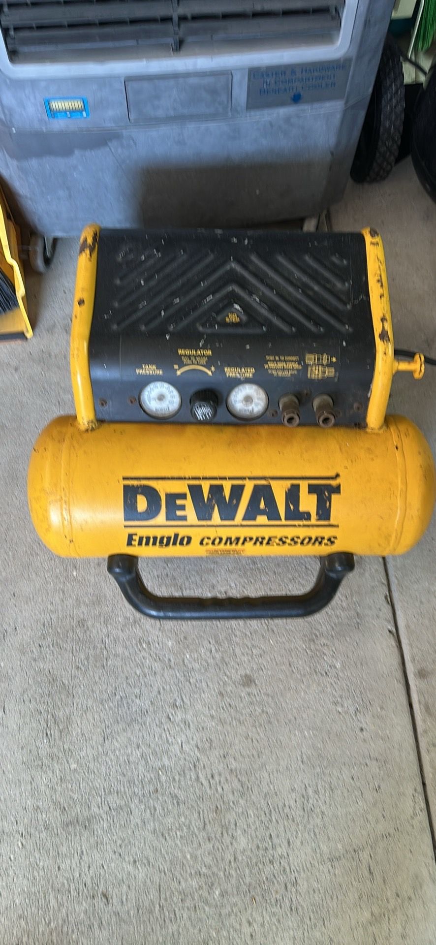 DeWalt air compressor