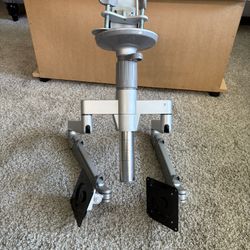 Monitor Adjuster 