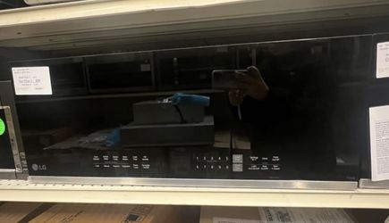 LG Low Profile 30" 1.3 Cu Ft Over-the-Range