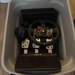 PS4 Pro And Playstation Steering Wheel 