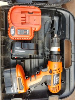 Black and Decker Drill set