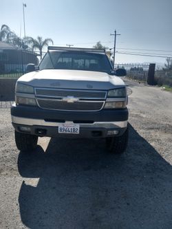 2005 Chevy Silverado Duramax Diesel 2500HD 4x4