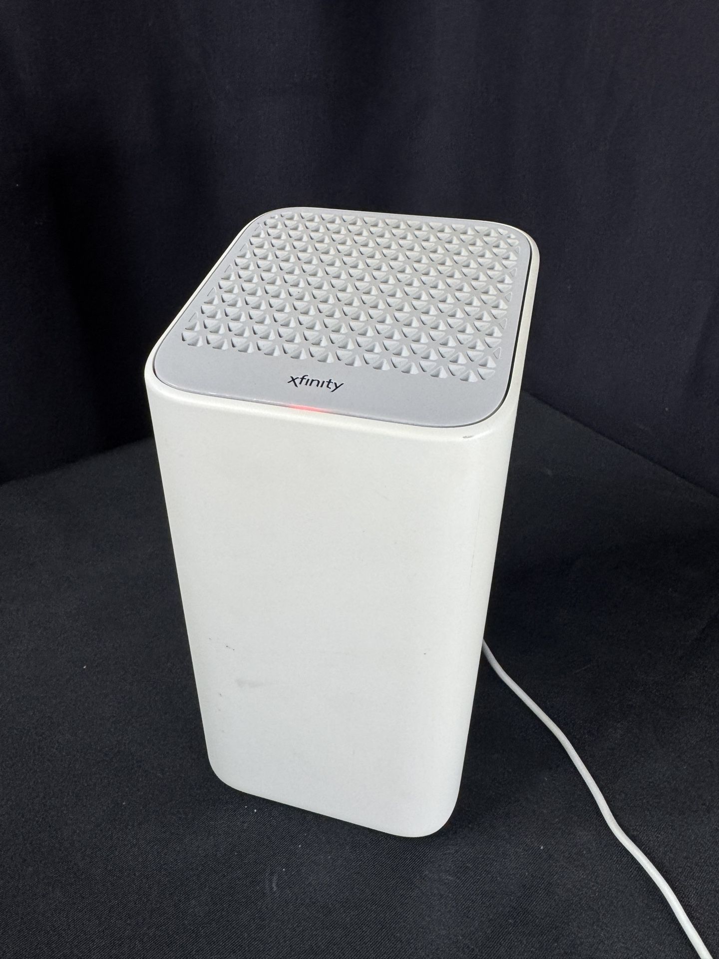 Comcast Xfinity XB7-T GIGABIT Modem WiFi Router W OEM Power Adapter UNTESTED