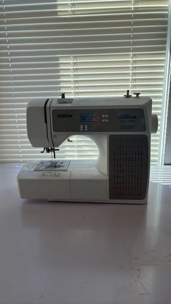 Premium project runway limited edition sewing machine!