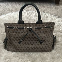 Vintage Dooney & Burke gray and black purse 