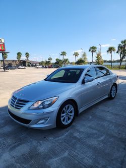 2012 Hyundai Genesis