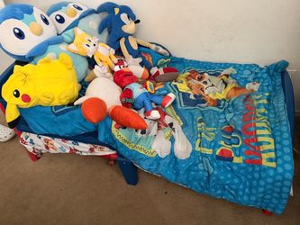 Toddler bed