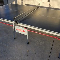 Stiga Ping Pong Table