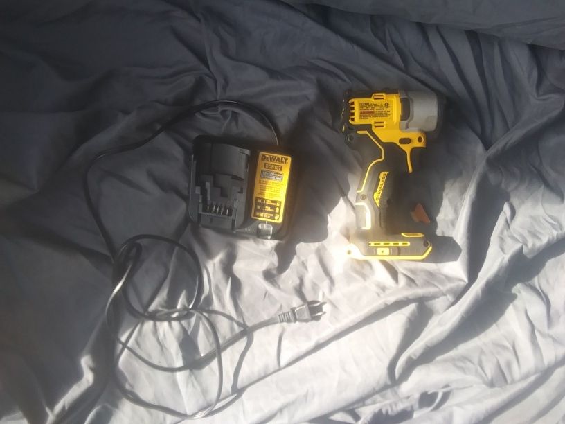 Dewalt DCF840 Impact Driver