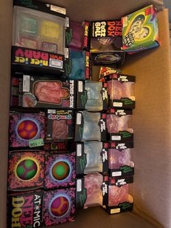 22 item Bundle of squishys