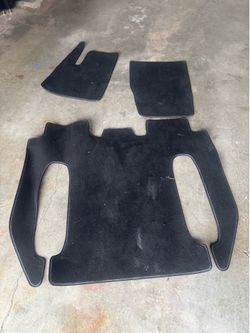 Model X floor mats free
