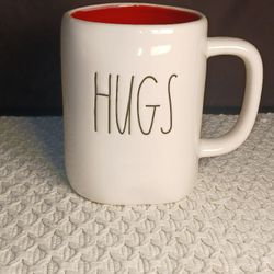 Rae Dunn HUGS/KISSES White W/ Red Inside 20 oz. Coffee Mug Valentine's Day 