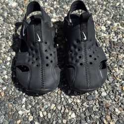 Nike Sunray Sandals 8c