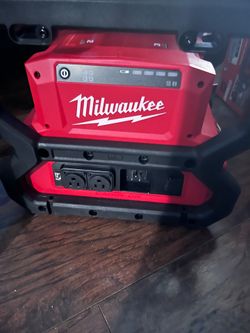 milwaukee power supply