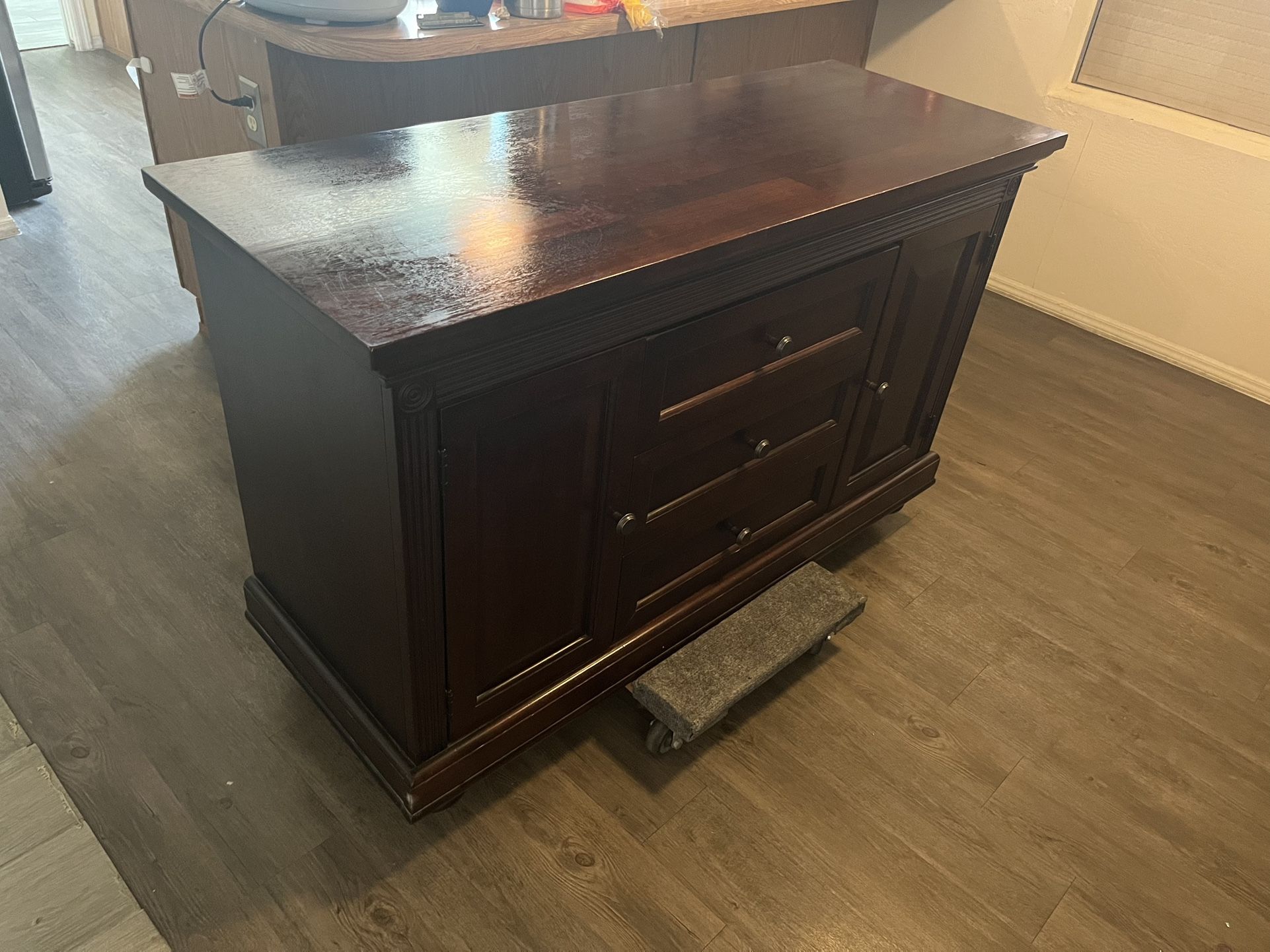 Changing Table/Dresser