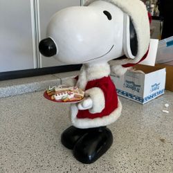 Christmas Santa Snoopy. Dept 56 Retired. Chandler 