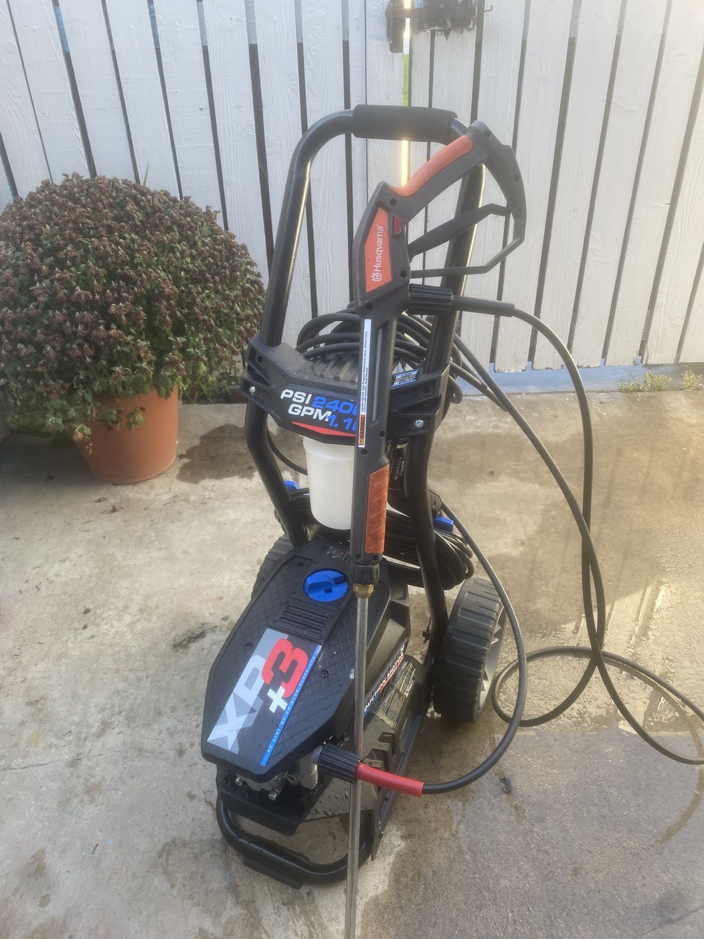AR Blue Clean 2400psi Pressure Washer Electric 1.2gpm