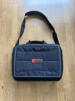 Logitech Black KINETIK 15.4" Briefcase 