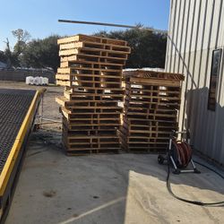 Pallets 2$