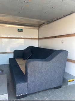 Large LIKE NEW COUCH