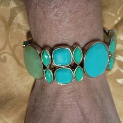 Bello Brasalete De Piedras Finas