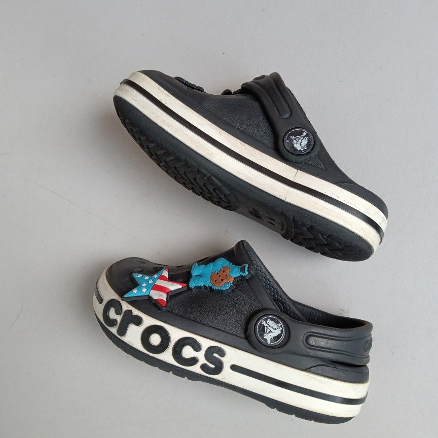 Crocs Size 8c