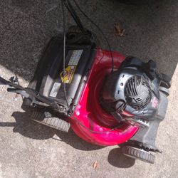 Yard Machine 21" Self Propel Mower