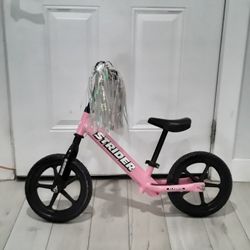Strider Balance Bicycle 