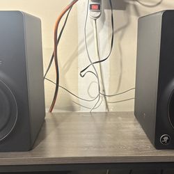 Mackie MK2 Mr5 Studio Monitors 