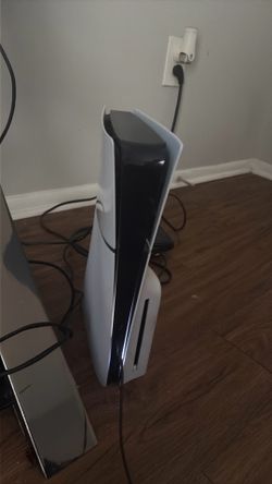 Ps5 disk version 1 yr old