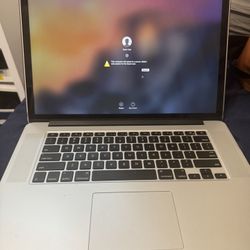Locked MacBook Pro & iPad 2 Gen 