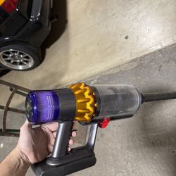 Dyson V15 Chordless  