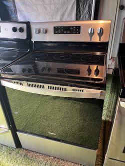 Whirlpool stove stainless steel / working perfect/ 2 month warranty