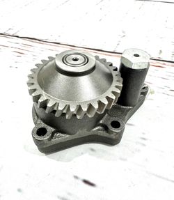 Oil Pump 129(contact info removed)0 for Yanmar Engine 4D84 4TNV84 4TNE84 4TNV88 4TNE88