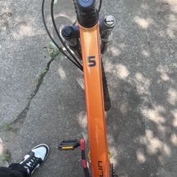 Trek Malrlin 5 27.5