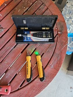 Scale master and klien voltage