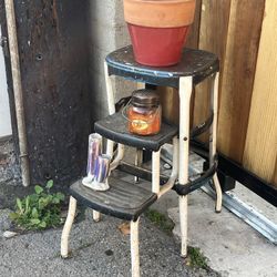 Vintage Cosco Step Stool Chair – 1940s–1950s Metal Kitchen Stool w/ Pull-Out Steps  Firm on price. Serious buyers only. Vintage Cosco metal step stool