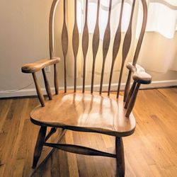 Rocking Chair (solid wood, vintage)